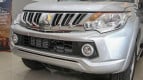 Mitsubishi Triton Exterior photo