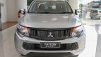 Mitsubishi Triton Exterior photo