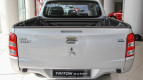 Mitsubishi Triton Exterior photo