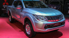 Mitsubishi Triton Exterior photo