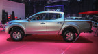 Mitsubishi Triton Exterior photo