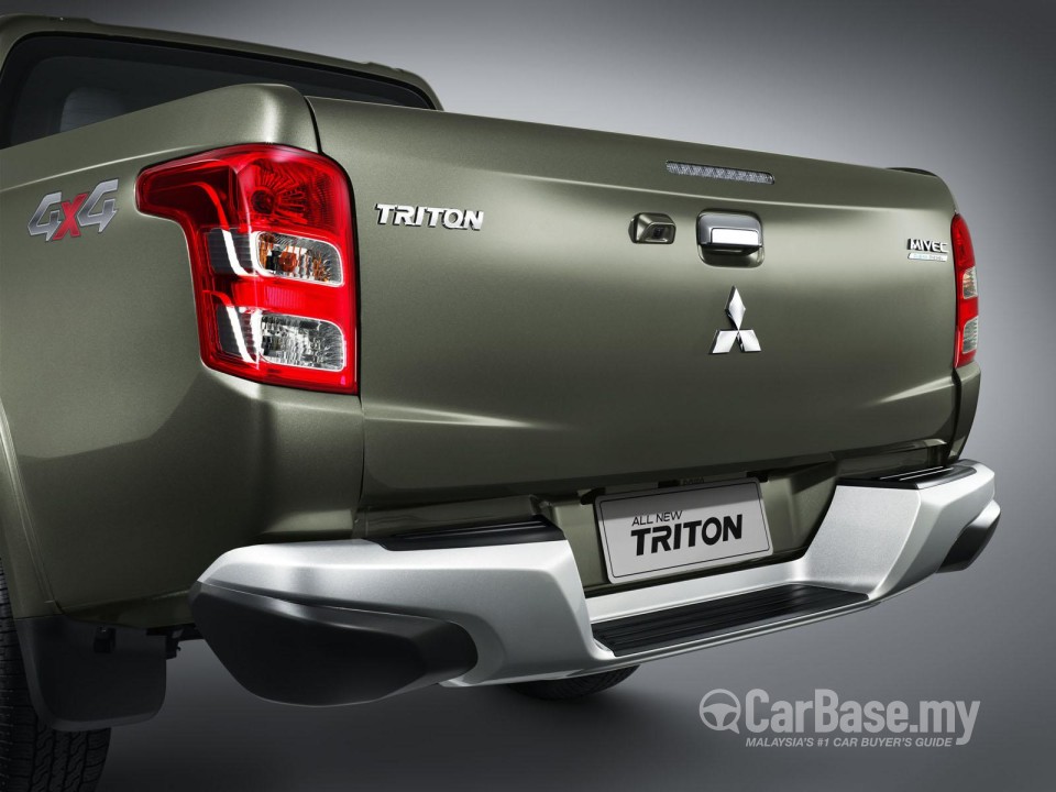 Mitsubishi Triton Mk2 (2015) Exterior