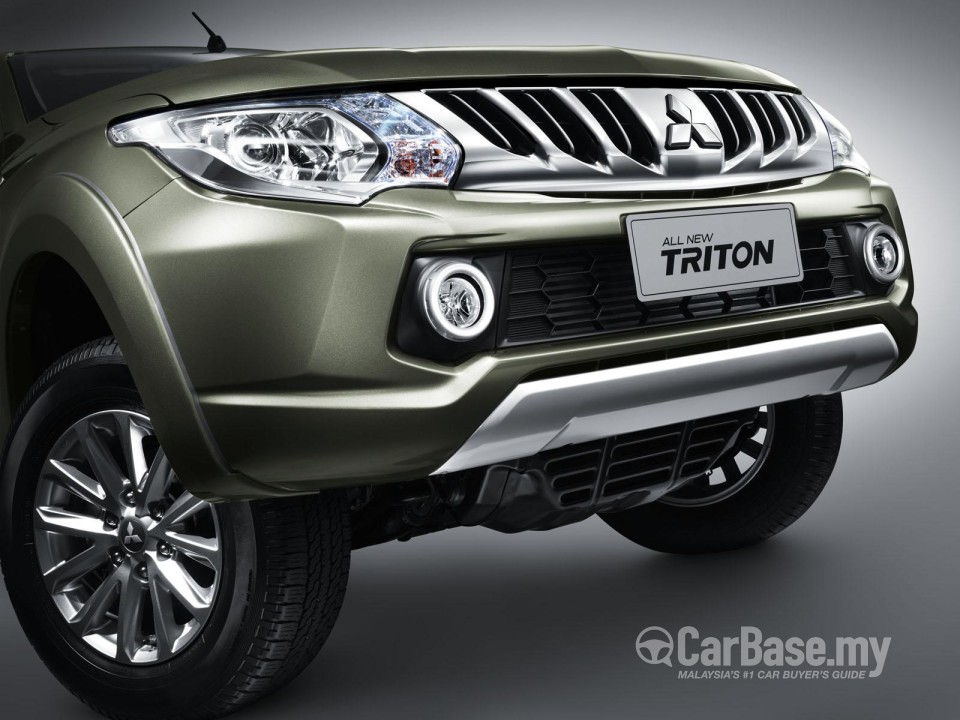 Mitsubishi Triton Mk2 (2015) Exterior