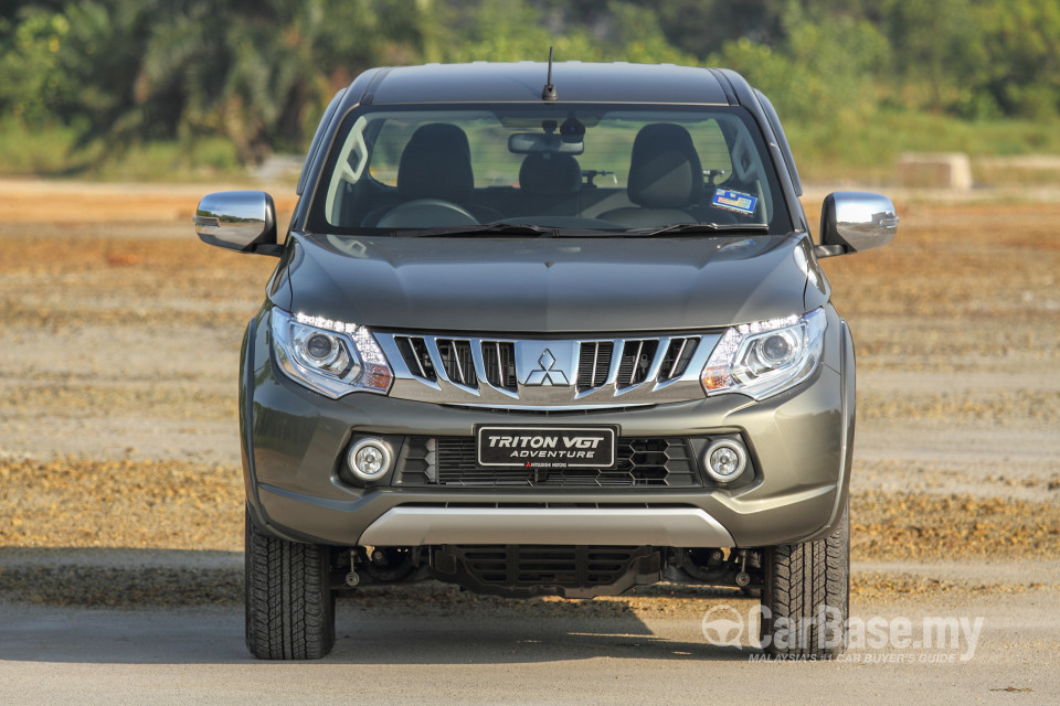 Mitsubishi Triton Mk2 (2015) Exterior