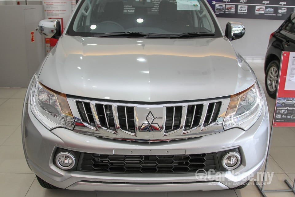 Mitsubishi Triton Mk2 (2015) Exterior