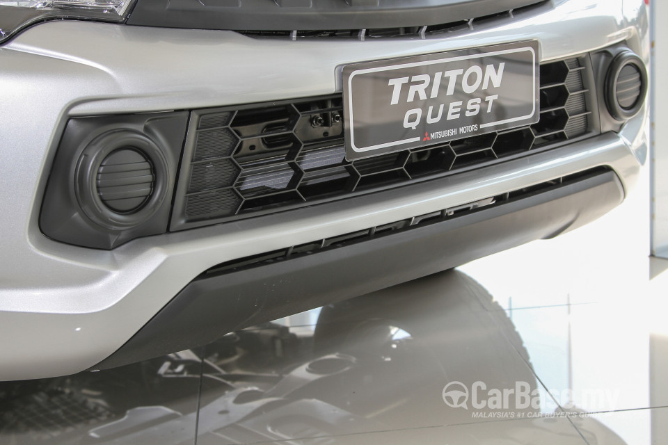 Mitsubishi Triton Mk2 (2015) Exterior