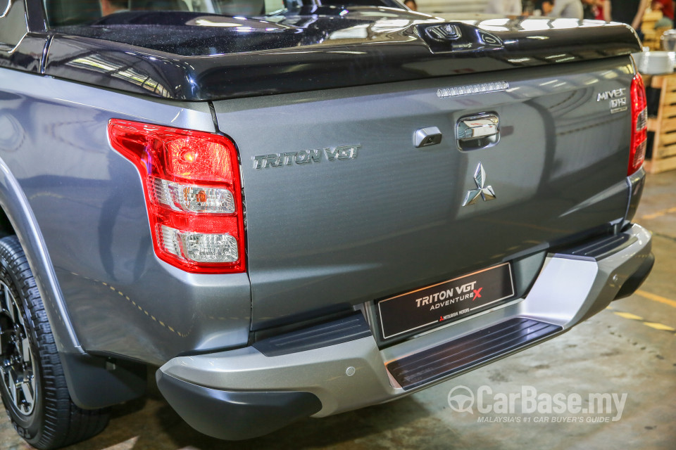 Mitsubishi Triton Mk2 (2015) Exterior