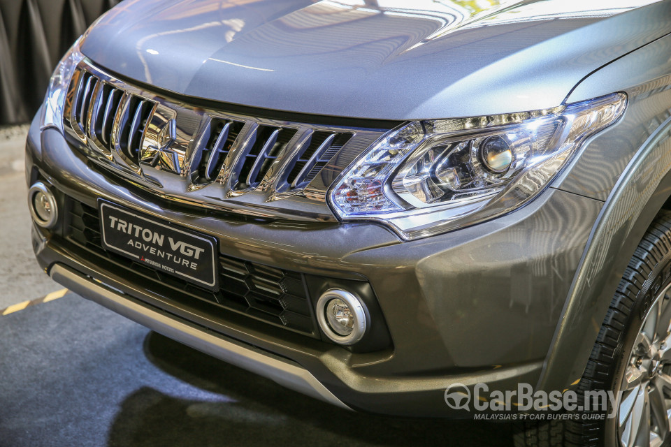 Mitsubishi Triton Mk2 (2015) Exterior