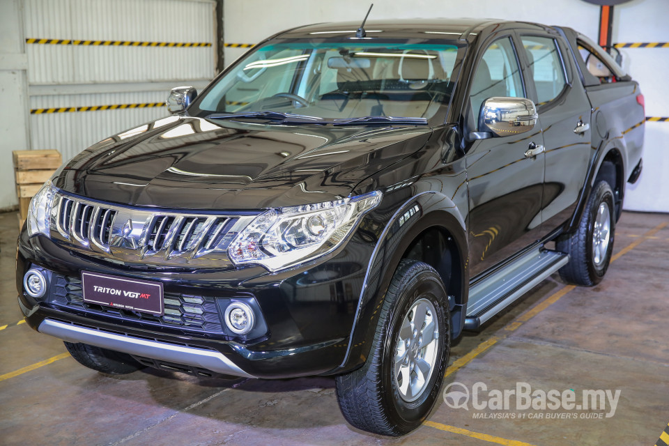 Mitsubishi Triton Mk2 (2015) Exterior