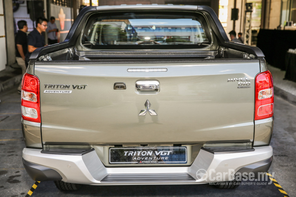 Mitsubishi Triton Mk2 (2015) Exterior