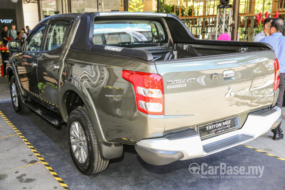 Mitsubishi Triton Mk2 (2015) Exterior
