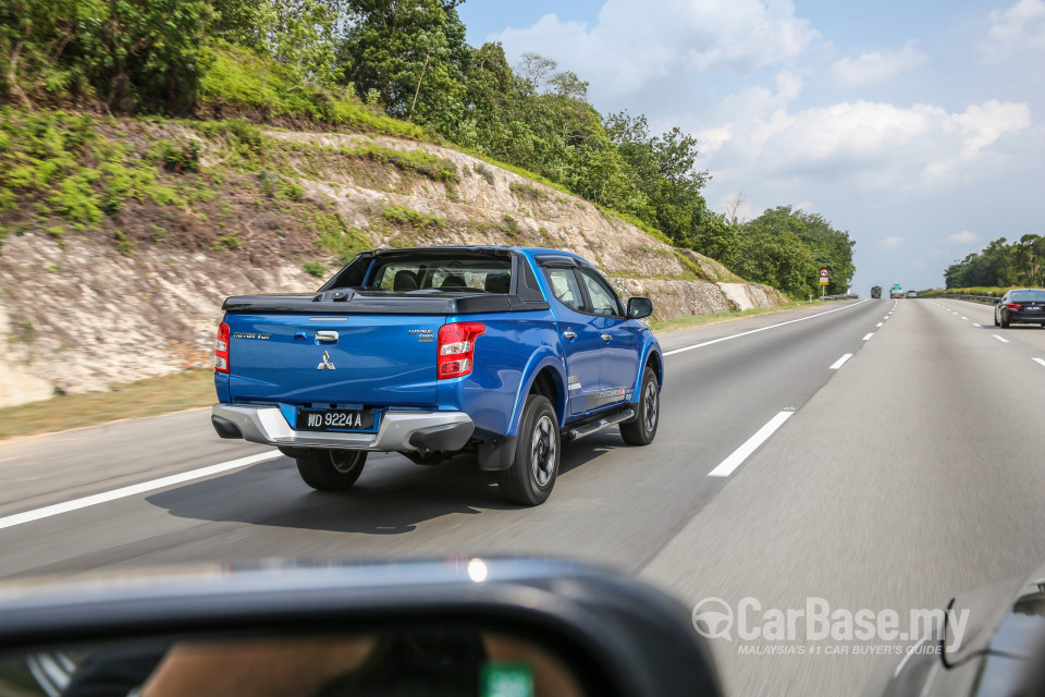 Mitsubishi Triton Mk2 (2015) Exterior