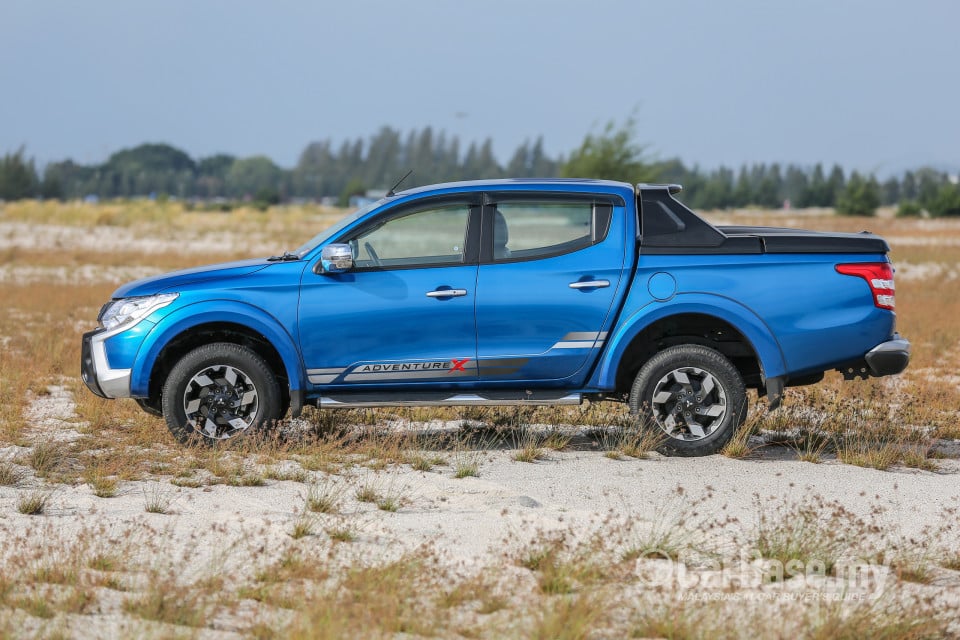 Mitsubishi Triton Mk2 (2015) Exterior