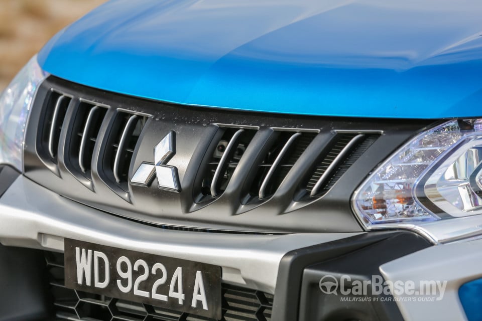 Mitsubishi Triton Mk2 (2015) Exterior