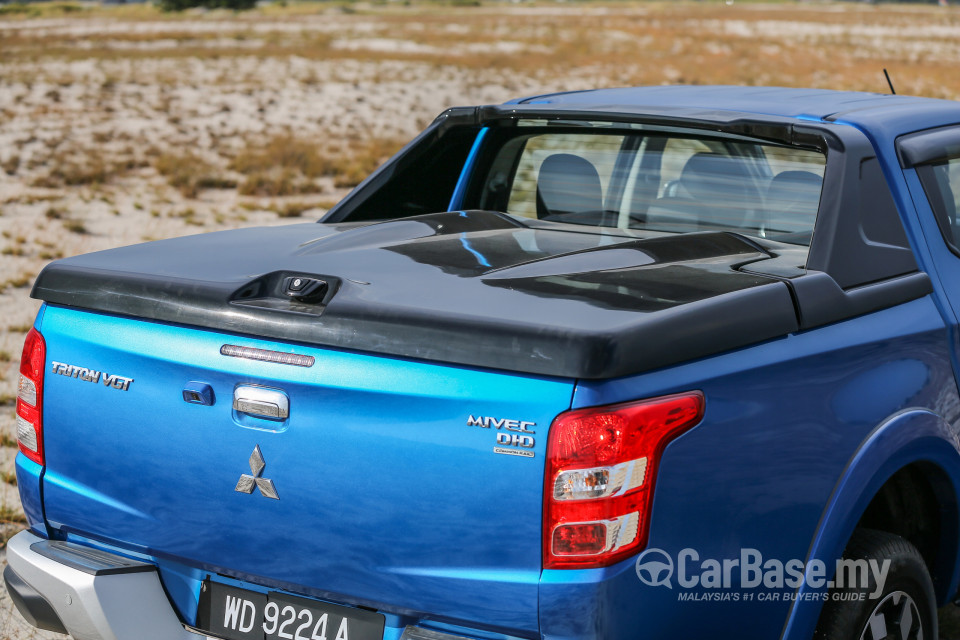 Mitsubishi Triton Mk2 (2015) Exterior