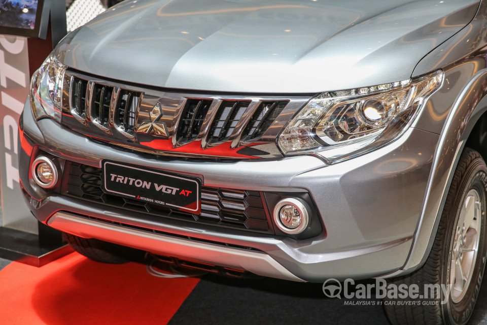 Mitsubishi Triton Mk2 (2015) Exterior