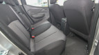 Mitsubishi Triton Interior photo