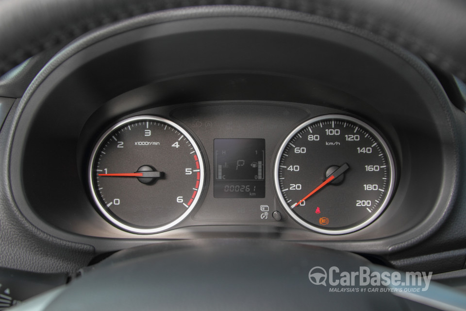 Mitsubishi Triton Mk2 (2015) Interior