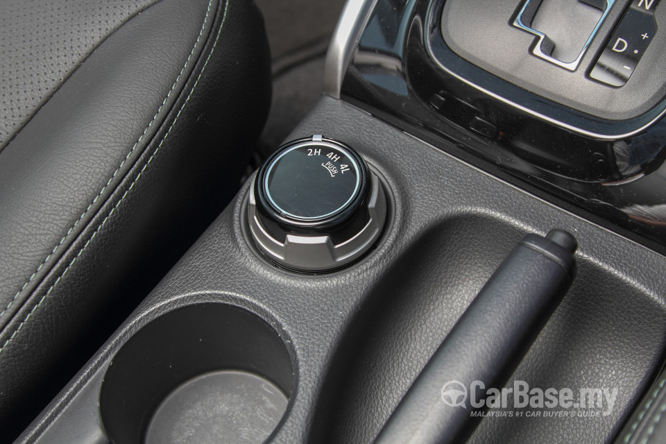 Mitsubishi Triton Mk2 (2015) Interior