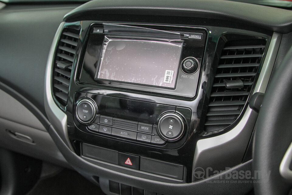 Perodua Bezza D42L (2020) Interior