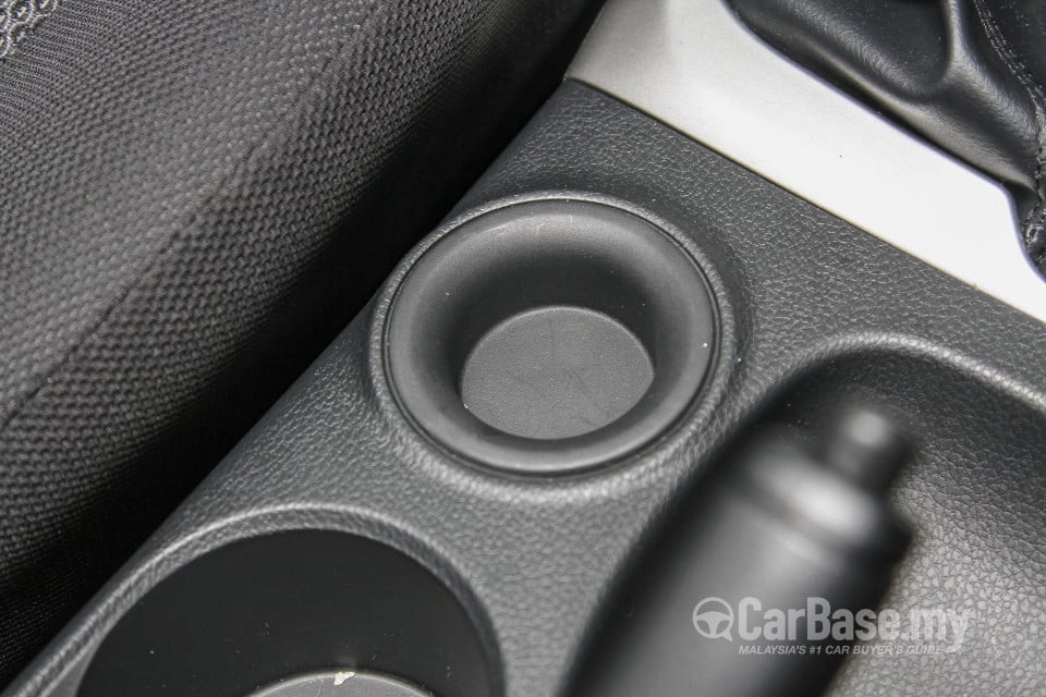 Mitsubishi Triton Mk2 (2015) Interior