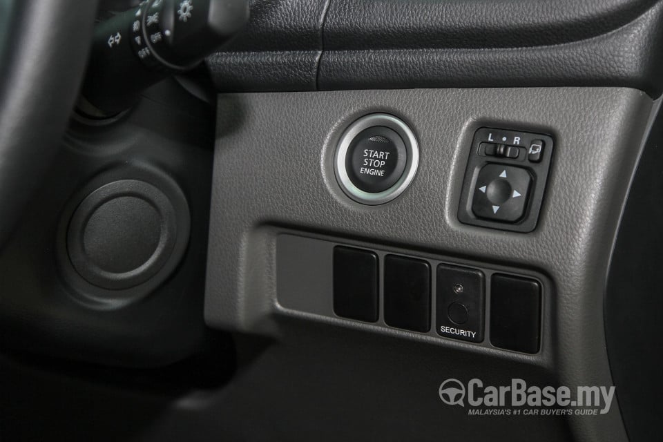 Mitsubishi Triton Mk2 (2015) Interior