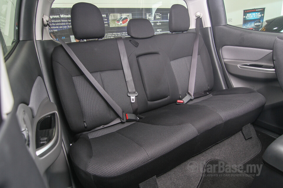 Kia Picanto JA (2018) Interior