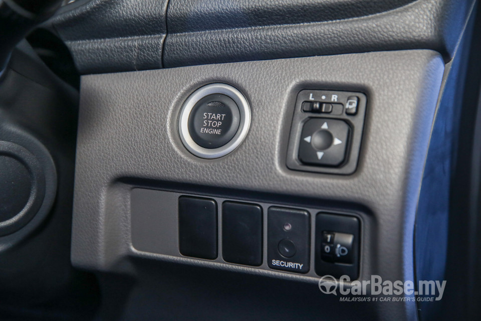 Mitsubishi Triton Mk2 (2015) Interior