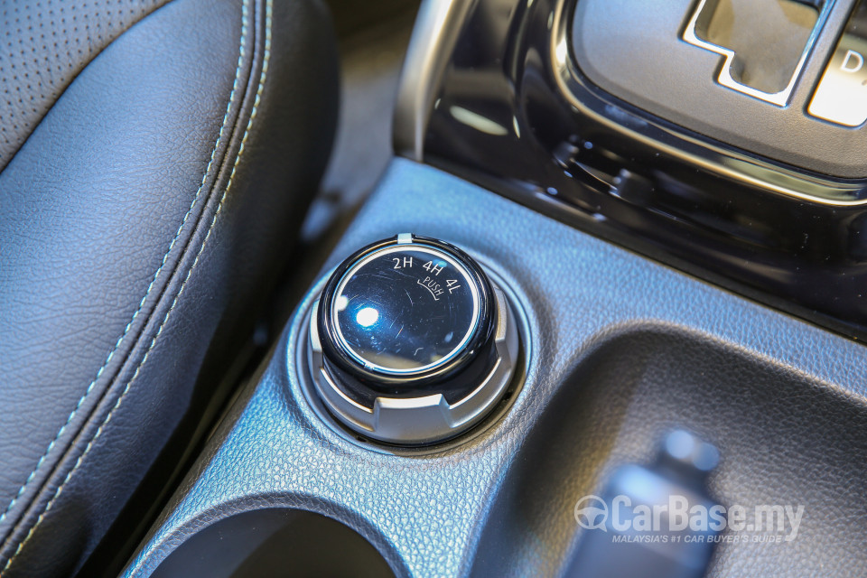 Mitsubishi Triton Mk2 (2015) Interior