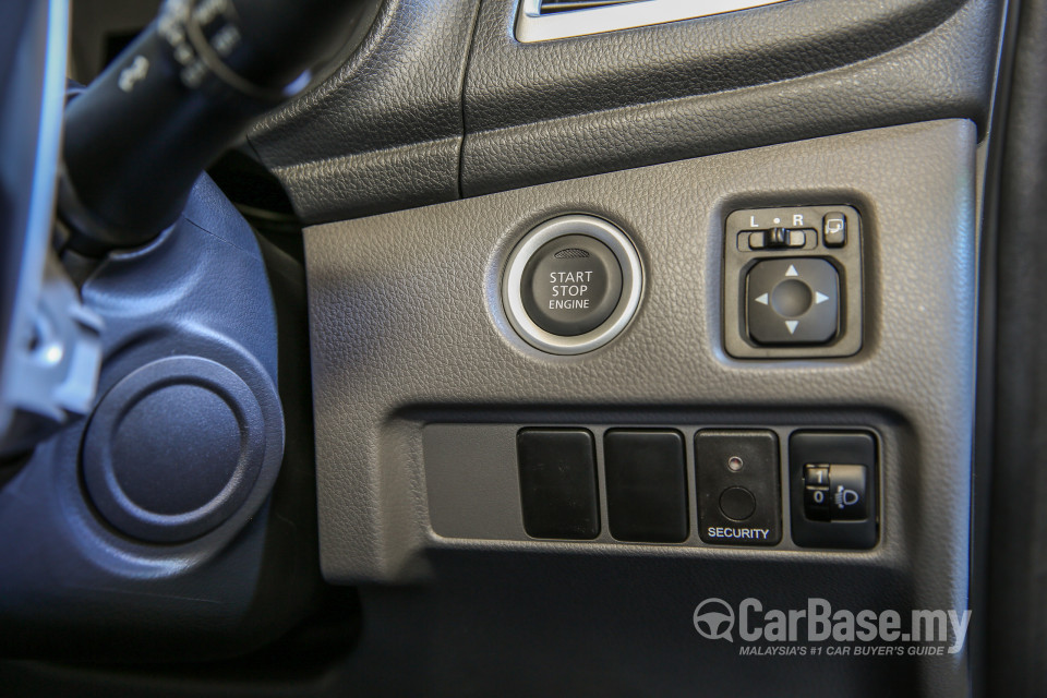 Mitsubishi Triton Mk2 (2015) Interior