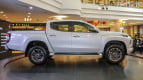 Mitsubishi Triton Exterior photo