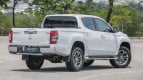 Mitsubishi Triton Exterior photo