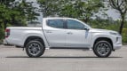 Mitsubishi Triton Exterior photo