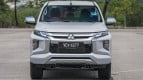 Mitsubishi Triton Exterior photo