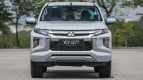 Mitsubishi Triton Exterior photo