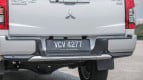Mitsubishi Triton Exterior photo
