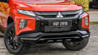 Mitsubishi Triton Exterior photo