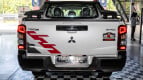Mitsubishi Triton Exterior photo
