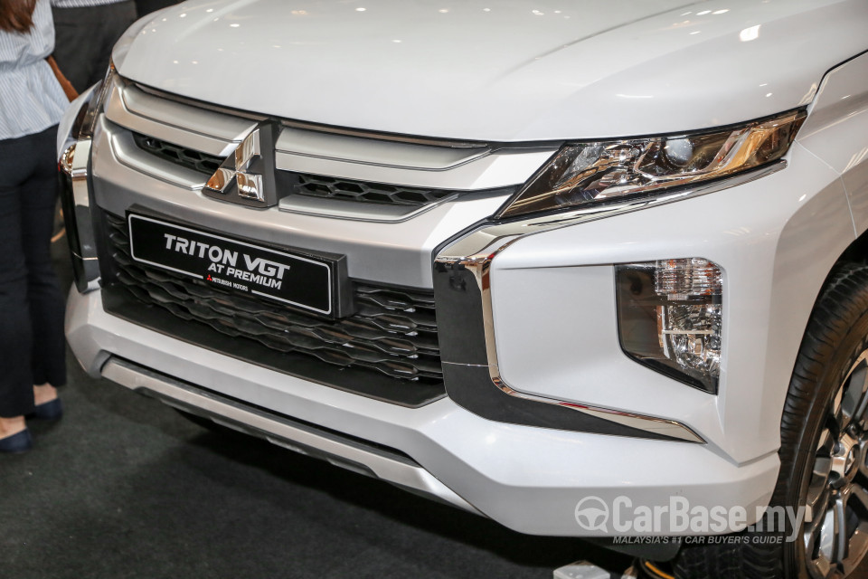 Mitsubishi Triton Mk2 Facelift (2019) Exterior