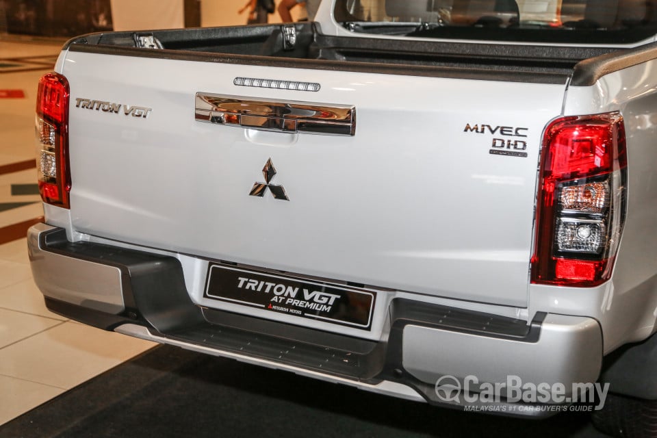 Mitsubishi Triton Mk2 Facelift (2019) Exterior