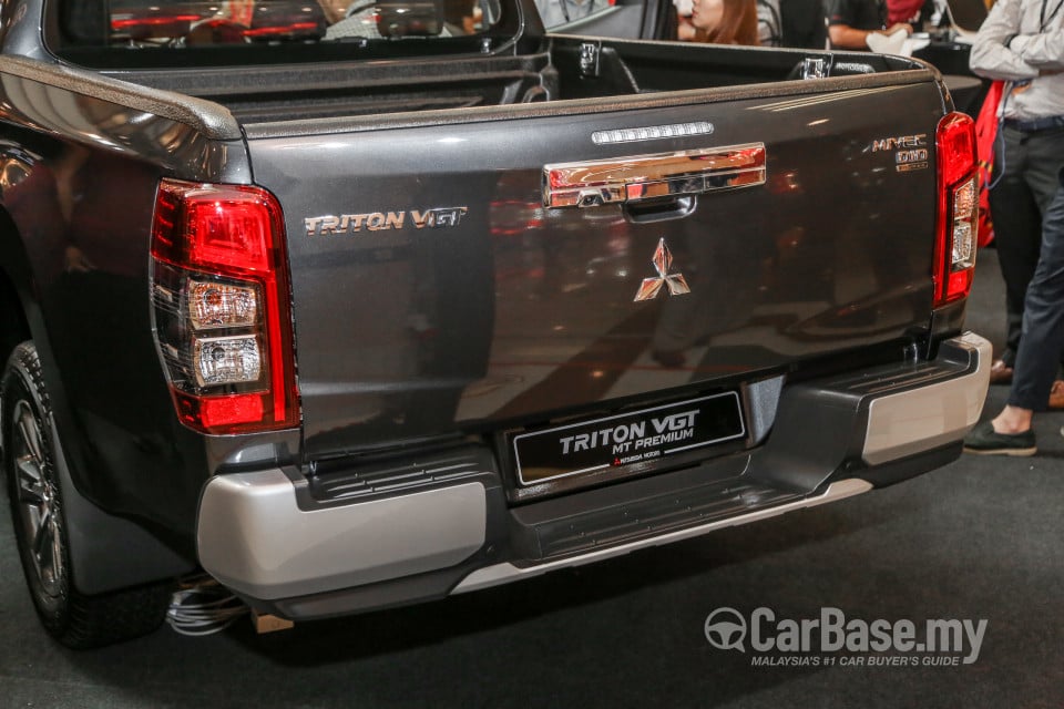Mitsubishi Triton Mk2 Facelift (2019) Exterior