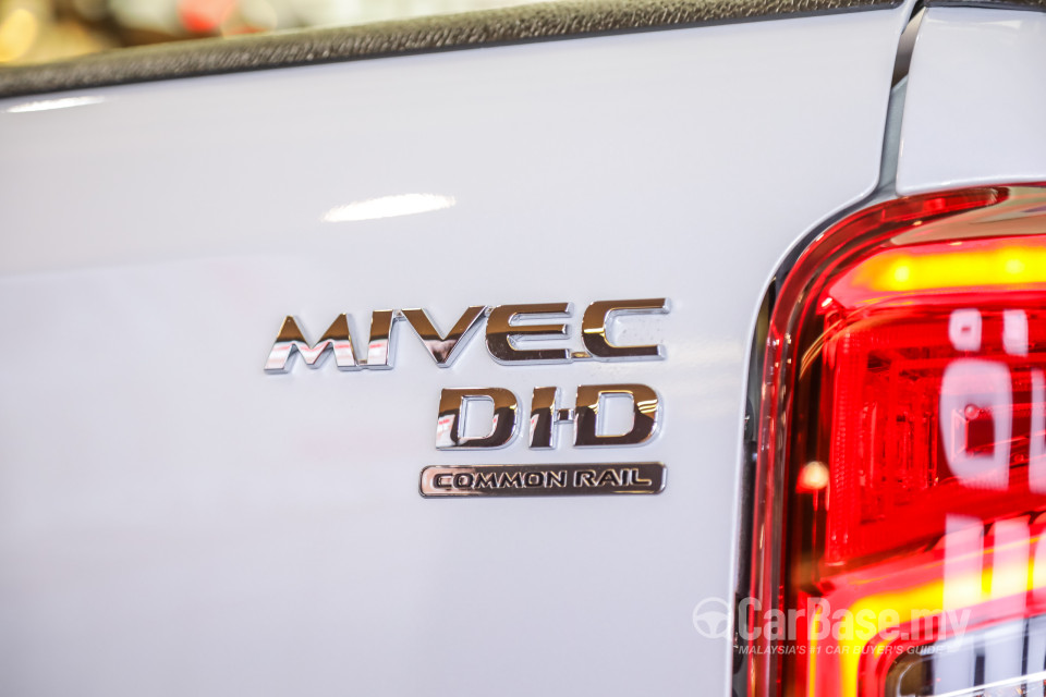 Mitsubishi Triton Mk2 Facelift (2019) Exterior