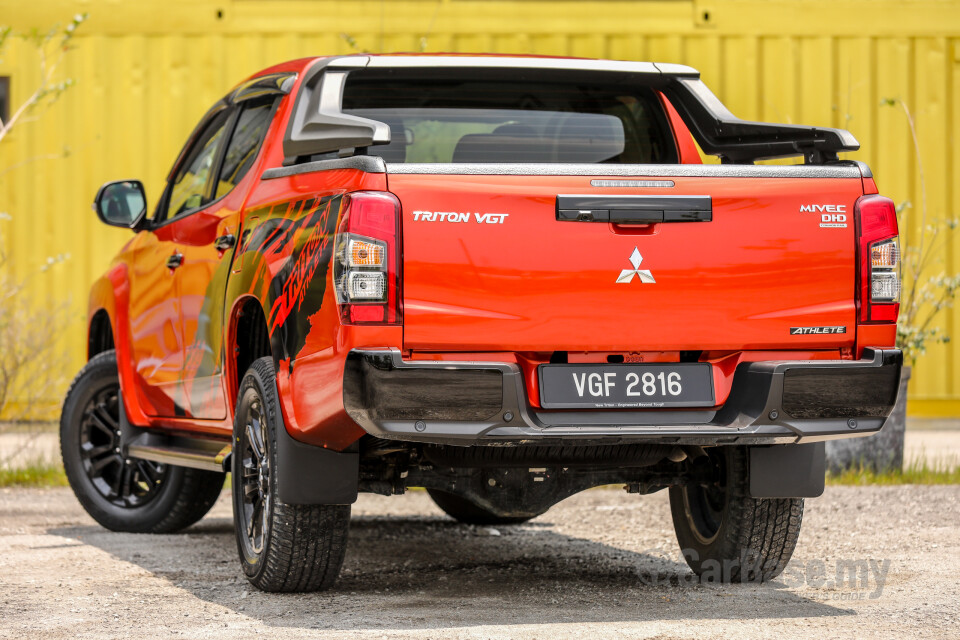 Mitsubishi Triton Mk2 Facelift (2019) Exterior