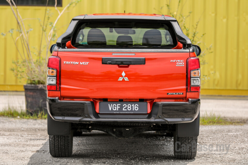 Mitsubishi Triton Mk2 Facelift (2019) Exterior