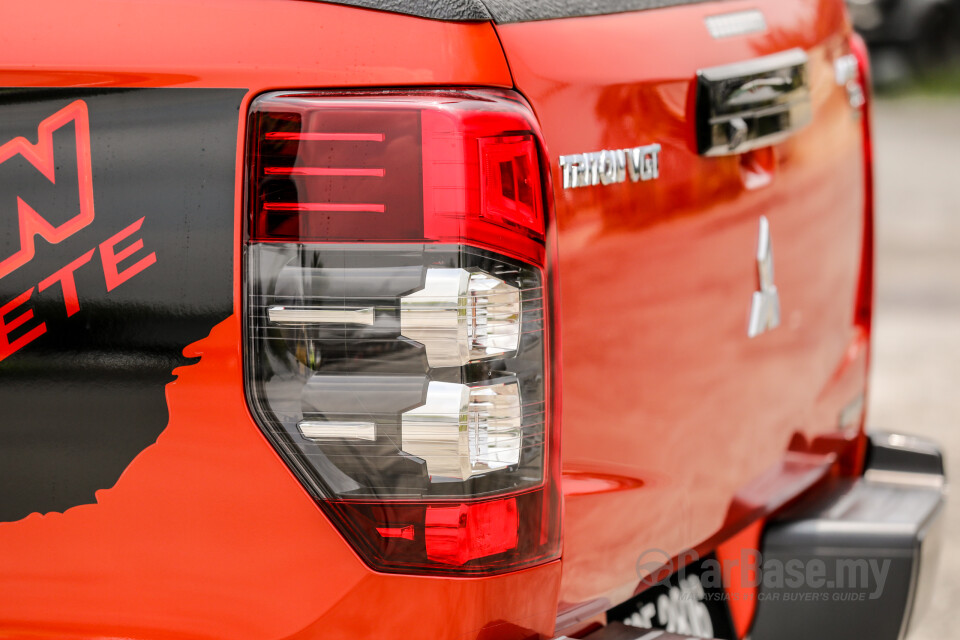 Mitsubishi Triton Mk2 Facelift (2019) Exterior