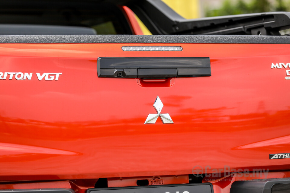 Mitsubishi Triton Mk2 Facelift (2019) Exterior