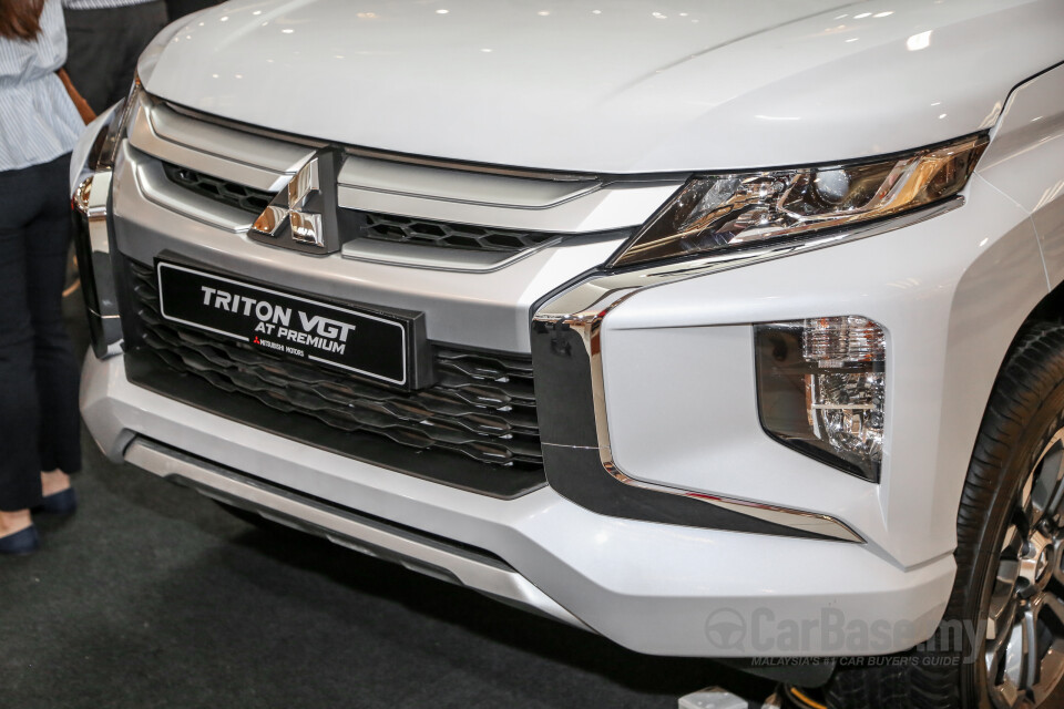 Mitsubishi Triton Mk2 Facelift (2019) Exterior