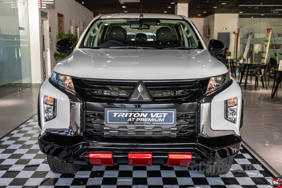 Mitsubishi Triton Mk2 Facelift (2019) Exterior