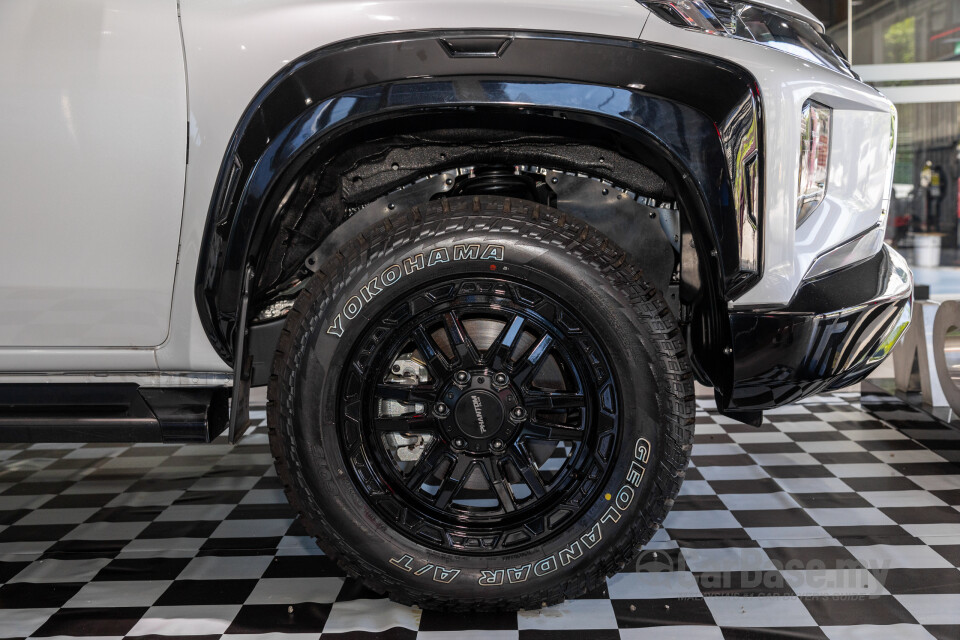 Mitsubishi Triton Mk2 Facelift (2019) Exterior