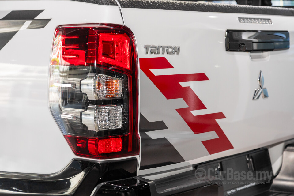 Mitsubishi Triton Mk2 Facelift (2019) Exterior